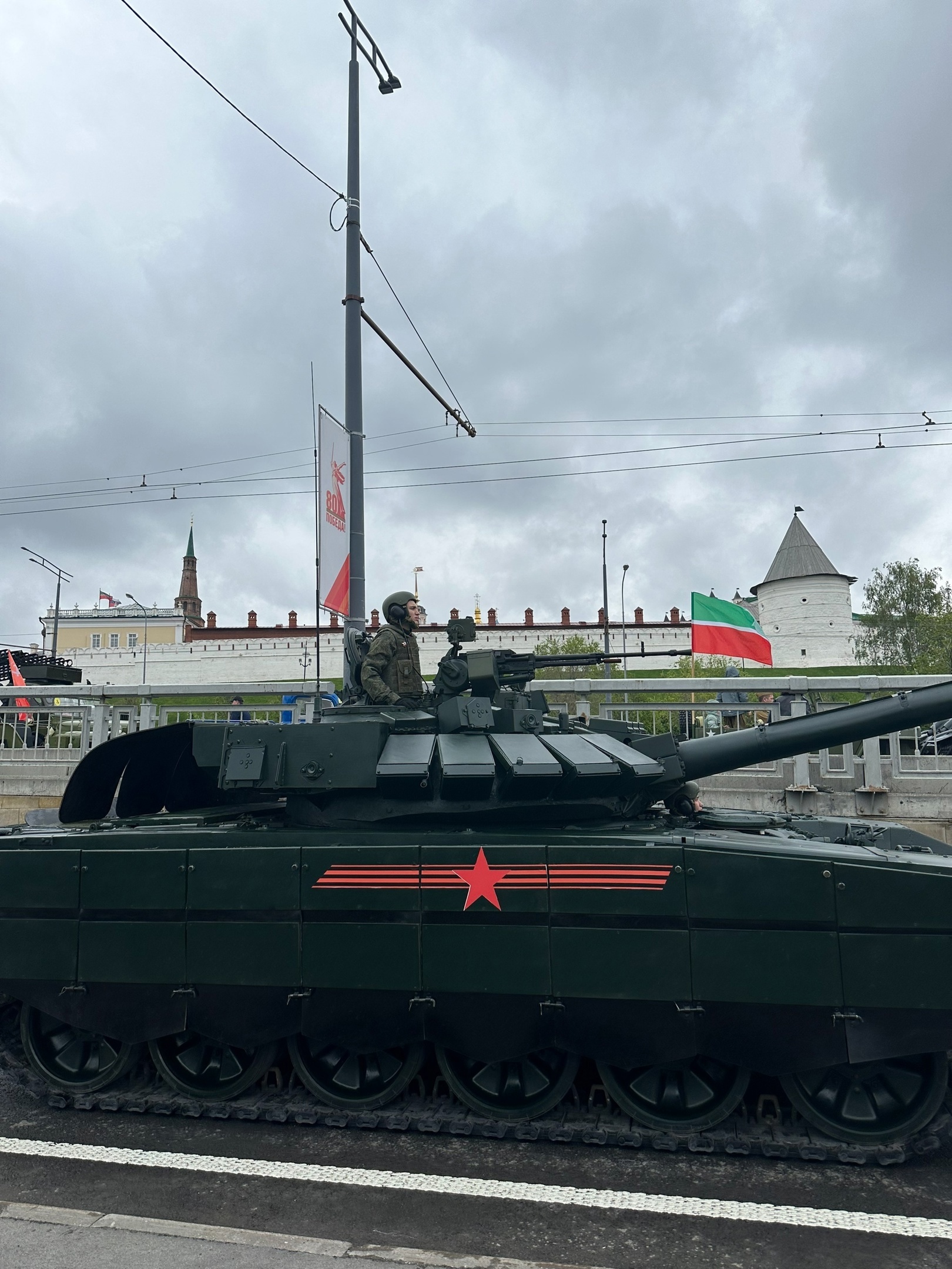 http://forumupload.ru/uploads/000a/e3/16/1472/507668.jpg