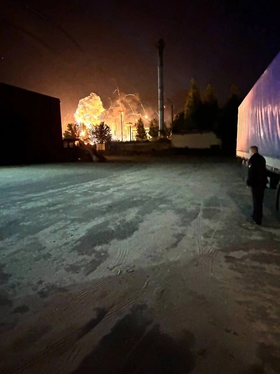 http://forumupload.ru/uploads/000a/e3/16/2022/926018.jpg