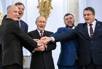 http://forumupload.ru/uploads/000a/e3/16/2022/t986014.jpg