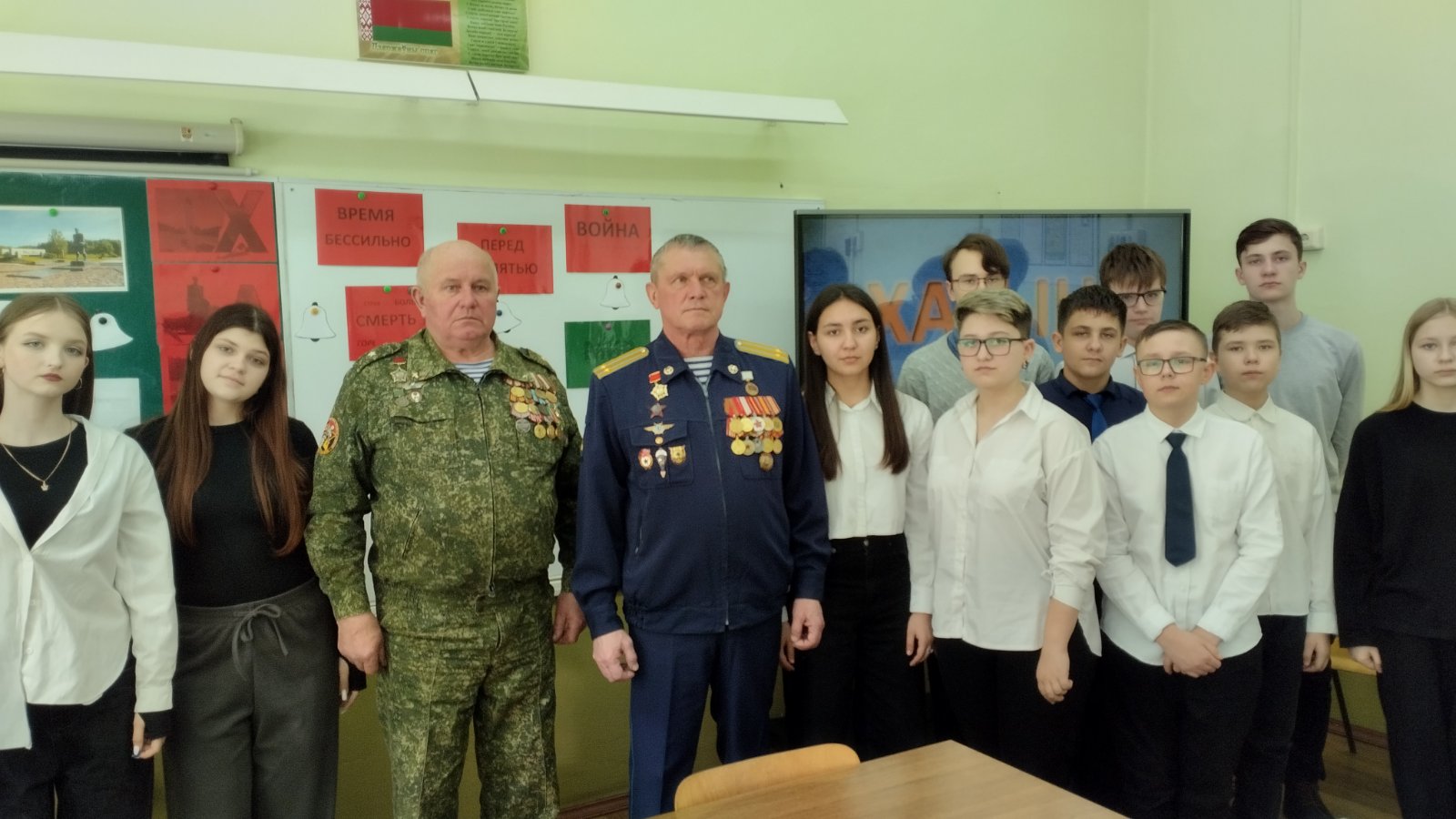 http://forumupload.ru/uploads/001c/6b/51/2/279822.jpg