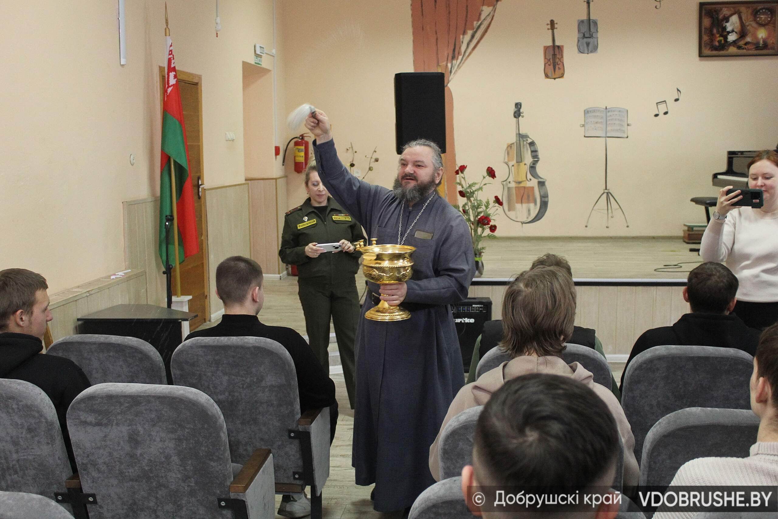 http://forumupload.ru/uploads/001c/6b/51/2/746185.jpg