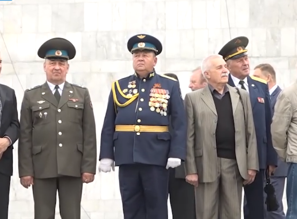 https://forumupload.ru/uploads/000b/27/15/61/88425.png