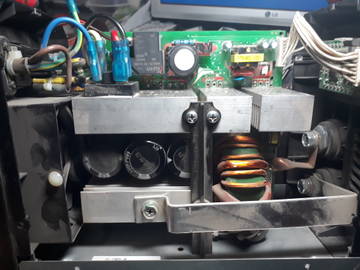 Инвертор для аргонно-дуговой сварки FUBAG INTIG 200 AC/DC PULSE