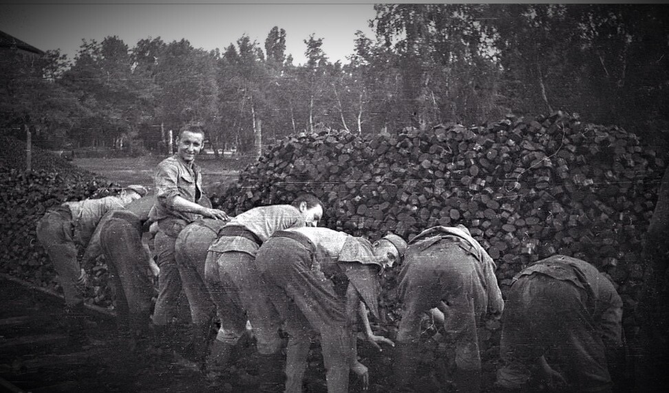 Солдатский труд фотография