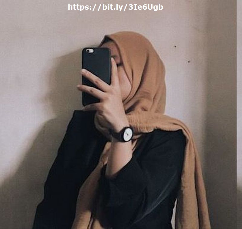 Photo Soraya Gadis Berjilbab Cantik Siap Belah Duren