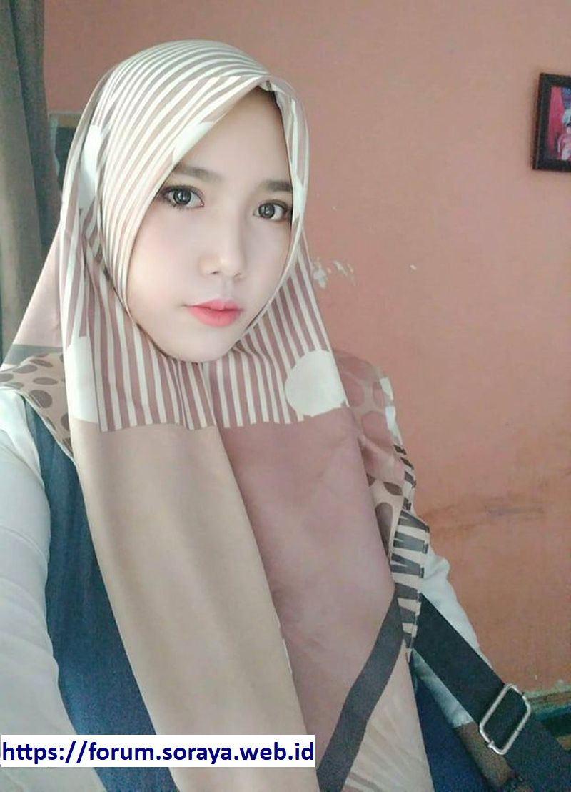 Foto Soraya Ferani Dhita Gadis Berjilbab Terikat Dalam Keadaan