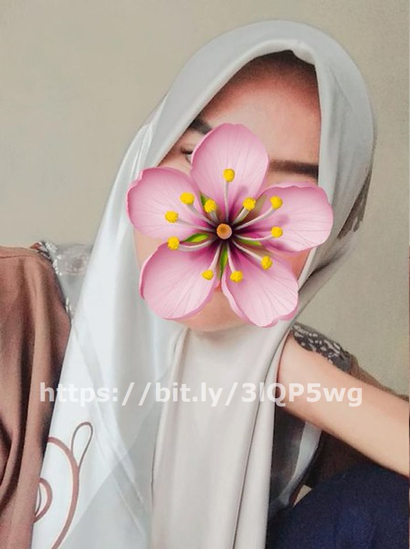 Foto Soraya Wanita Berjilbab