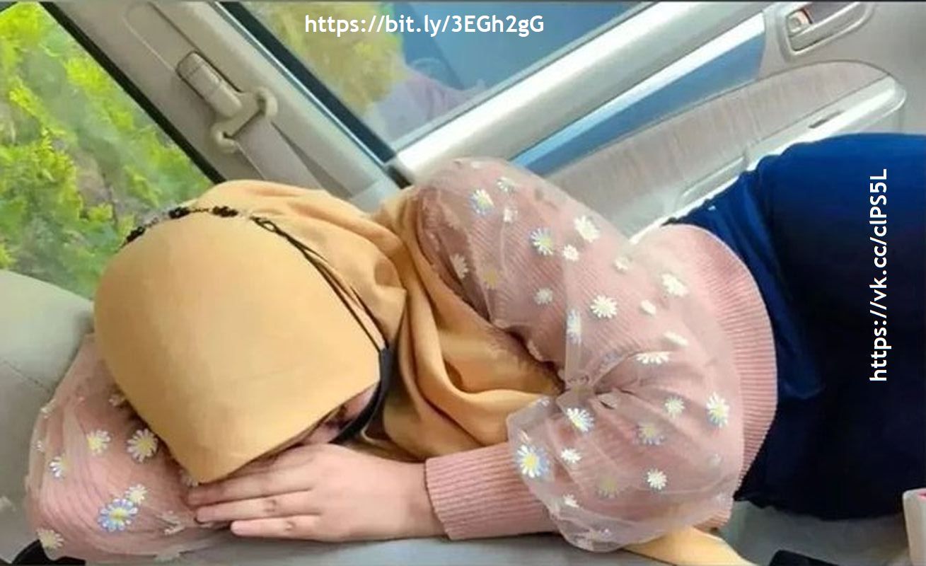 Soraya Ferani Dhita, wanita hijaber diajak jalan-jalan naik, malu-malu tiduran di mobil