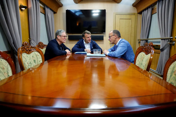https://forumupload.ru/uploads/001b/92/d8/1623/t469216.png